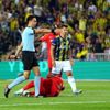 Emre Belözoğlu bin 542 gün sonra yeniden Fenerbahçe ... Emre Belözoğlu bin 542 gün sonra yeniden Fenerbahçe ...