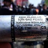 Şırnak'ta 14 yaşındaki çocuk kafasından gaz bombası fişeğiyle vuruldu Şırnak'ta 14 yaşındaki çocuk kafasından gaz bombası fişeğiyle vuruldu