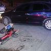 Elektrikli bisiklet otomobile çarptı: 1 yaralı