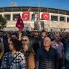 Dolmabahçe Sarayı na akın ettiler Dolmabahçe Sarayı na akın ettiler