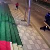 Nişanlısından ayrılan genç aracın önüne atlayarak intihar etmek istedi Nişanlısından ayrılan genç aracın önüne atlayarak intihar etmek istedi
