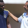 Fenerbahçe'de Emenike zirvesi Fenerbahçe'de Emenike zirvesi