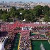 Ekrem İmamoğlu mazbatasını aldı koltuğa yeniden oturuyor
