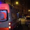 Dumandan etkilenen kadının yardımına komşusu koştu Dumandan etkilenen kadının yardımına komşusu koştu