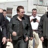 Bono çadır kenti ziyaret etti