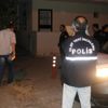 Komşusunu tabancayla vurmak isterken kendisini yaraladı Komşusunu tabancayla vurmak isterken kendisini yaraladı
