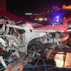 İzmir’de feci kaza: 2 ölü, 1 yaralı İzmir’de feci kaza: 2 ölü, 1 yaralı