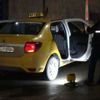 Arkadaşına çarptı diye taksiciyi bıçakladı Arkadaşına çarptı diye taksiciyi bıçakladı