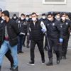 Suç örgütü operasyonu: Aralarında emniyet müdür yardımcısının da bulunduğu 31 kişi adliyede
