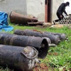 Suriye'de 'kimyasal katkılı' varil bombalarıyla katliam! Suriye'de 'kimyasal katkılı' varil bombalarıyla katliam!