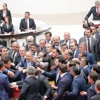 Meclis'te bu kez yemin krizi çıktı Meclis'te bu kez yemin krizi çıktı