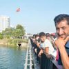 Seyrettikleri olayı öğrenince şoke olakcasınız Seyrettikleri olayı öğrenince şoke olakcasınız