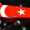 Bingöl'de yaralanan yüzbaşı şehit oldu Bingöl'de yaralanan yüzbaşı şehit oldu