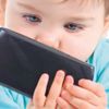 Tablet çocuğun konuşmasını geciktiriyor Tablet çocuğun konuşmasını geciktiriyor