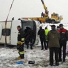 Yolcu midibüsü devrildi: 14 yaralı Yolcu midibüsü devrildi: 14 yaralı
