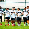 Şimdi de sağ dizi şişti! Şimdi de sağ dizi şişti!