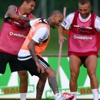 Gökhan Töre'den Quaresma'ya jest Gökhan Töre'den Quaresma'ya jest