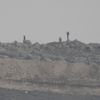 YPG'li teröristlerin hendek nöbeti YPG'li teröristlerin hendek nöbeti
