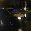 Bıçaklı saldırgan, polis tarafından vurularak etkisiz hale getirildi Bıçaklı saldırgan, polis tarafından vurularak etkisiz hale getirildi