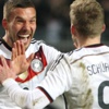 "Podolski imza atıyor"