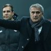 Beşiktaş'tan yapılan açıklamada Güneş'in devam edeceği duyuruldu Beşiktaş'tan yapılan açıklamada Güneş'in devam edeceği duyuruldu