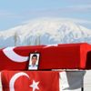 Şehit polisin katiline müebbet Şehit polisin katiline müebbet