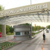 Üniversitede patlama: 3 yaralı Üniversitede patlama: 3 yaralı