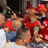DİSK önünde arbede DİSK önünde arbede