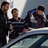 Kendi silahı ile av oldu Kendi silahı ile av oldu