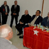 Türk bayrağı üzerinde lahmacun yediler Türk bayrağı üzerinde lahmacun yediler