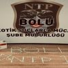 Uyuşturucu hapla yakalanan şüpheliler adliyeye sevk edildi Uyuşturucu hapla yakalanan şüpheliler adliyeye sevk edildi