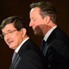 Başbakan Davutoğlu, İngiltere Başbakanı Cameron ile görüştü Başbakan Davutoğlu, İngiltere Başbakanı Cameron ile görüştü