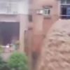 Çin'de sel felaketinde 7. gün: Binalar sel sularına teslim oldu Çin'de sel felaketinde 7. gün: Binalar sel sularına teslim oldu