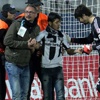 Beşiktaş maçında sahaya giren taraftar futbolcu olmak istiyormuş
