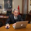Bahçeli anlatmıştı! Bakan Akar'ın odasında görüntülendi Bahçeli anlatmıştı! Bakan Akar'ın odasında görüntülendi