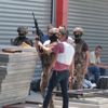 Adana'da inanılmaz olay! Bekçiyi rehin alan cezaevi firarisi, polis operasyona başlayınca intihar etti Adana'da inanılmaz olay! Bekçiyi rehin alan cezaevi firarisi, polis operasyona başlayınca intihar etti