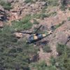 Uçurumdaki yaralı genç helikopterle kurtarıldı Uçurumdaki yaralı genç helikopterle kurtarıldı