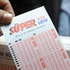Süper Loto'da 15 milyon bir kişiye gitti Süper Loto'da 15 milyon bir kişiye gitti
