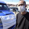 Korona virüse dikkat çekmek için dolmuşuna maske taktı Korona virüse dikkat çekmek için dolmuşuna maske taktı