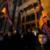Ermenistan’da protestocular hükümet binasını bastı