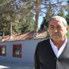 Ağaçları binanın içinde bıraktı