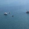 İstanbul'da Zeytinburnu açıklarında yabancı bandıralı bir gemiye operasyon İstanbul'da Zeytinburnu açıklarında yabancı bandıralı bir gemiye operasyon