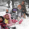 Kar yağışı çocukları sevindirdi bu illerde okullar tatil edildi!