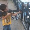 Tabancayla oynarken babasını öldüren çocuğun tüfekli fotoğrafı ortaya çıktı Tabancayla oynarken babasını öldüren çocuğun tüfekli fotoğrafı ortaya çıktı
