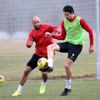 Antalyaspor yağmur altında çalıştı Antalyaspor yağmur altında çalıştı