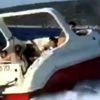 Turist süsü vererek kaçmaya çalışırken yakanlandılar