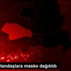 Siirt te vatandaşlara maske dağıtıldı Siirt te vatandaşlara maske dağıtıldı