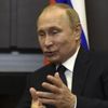 Putin: Flynn iddialarını hasta insanlar ortaya atıyor Putin: Flynn iddialarını hasta insanlar ortaya atıyor