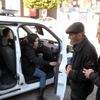 Yasağa uymayan yaşlılara polis uyarısı Yasağa uymayan yaşlılara polis uyarısı