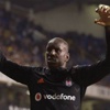 Demba Ba'dan Manuel Fernandes sürprizi Demba Ba'dan Manuel Fernandes sürprizi